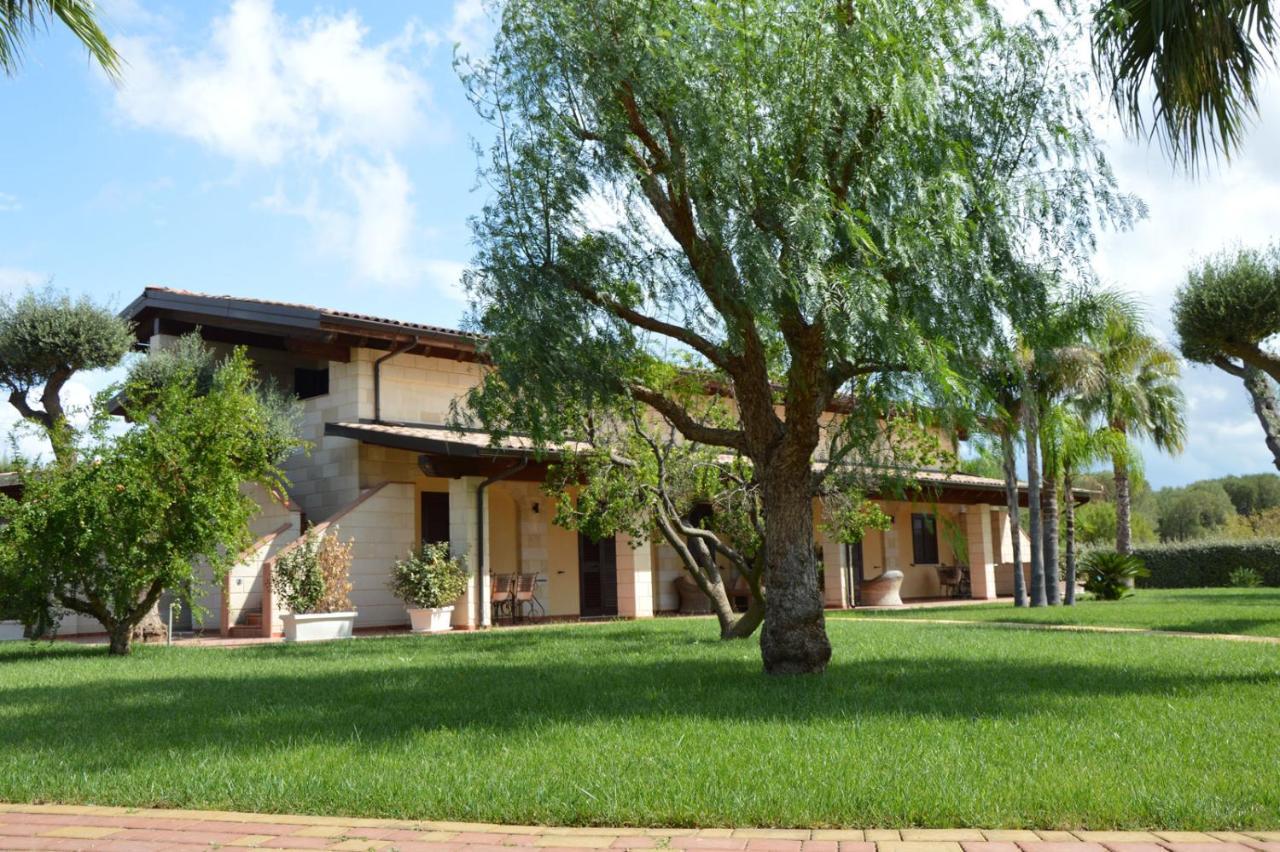 Borgo Dei Normanni Aparthotel San Vito dei Normanni Exteriör bild